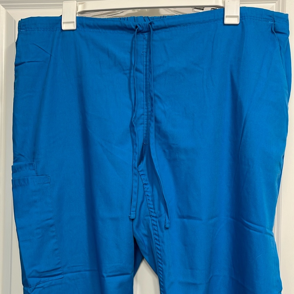 Scrub pants